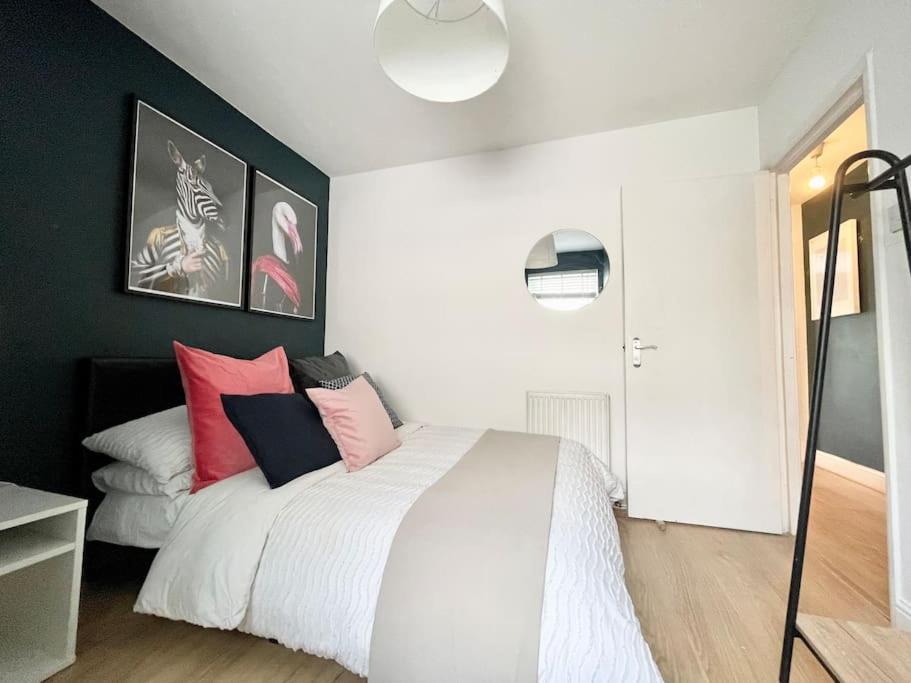 *New* Beautiful 2 Bedroom House In Central Location London Exterior photo